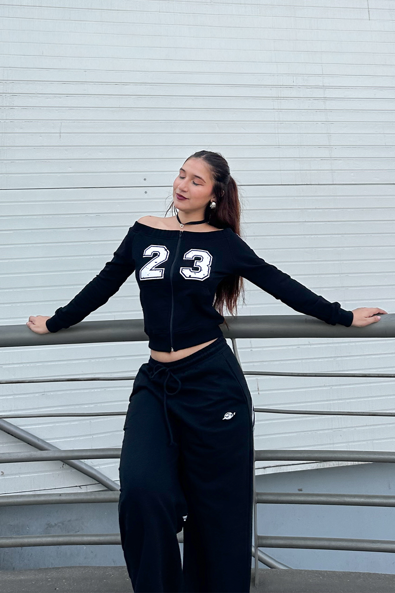 offshoulder 23