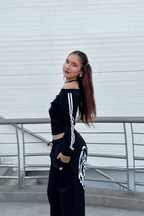 offshoulder 23